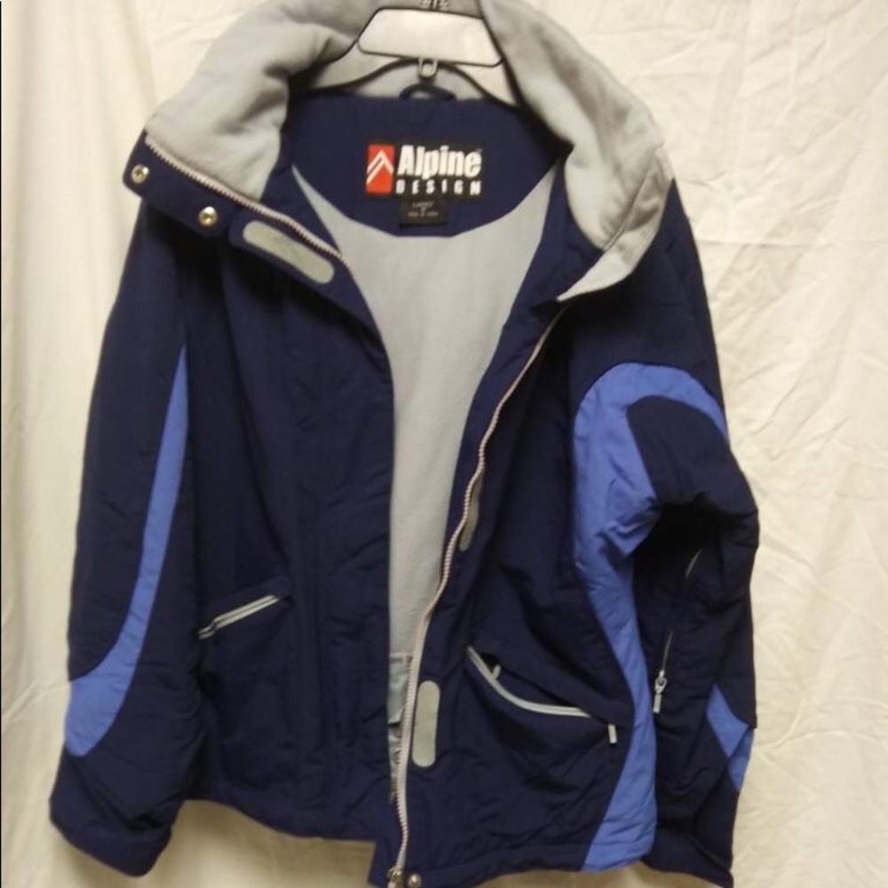 Alpine design woman’s ski jacket